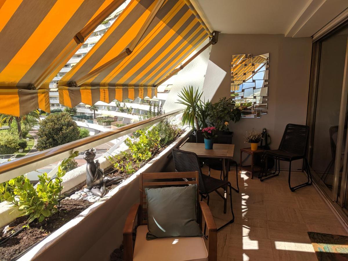 French Riviera Condo 4 Rent In Marina Baie Des Anges Вилньов Любе Екстериор снимка